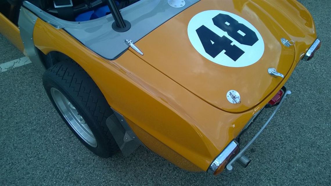 Rear 3/4