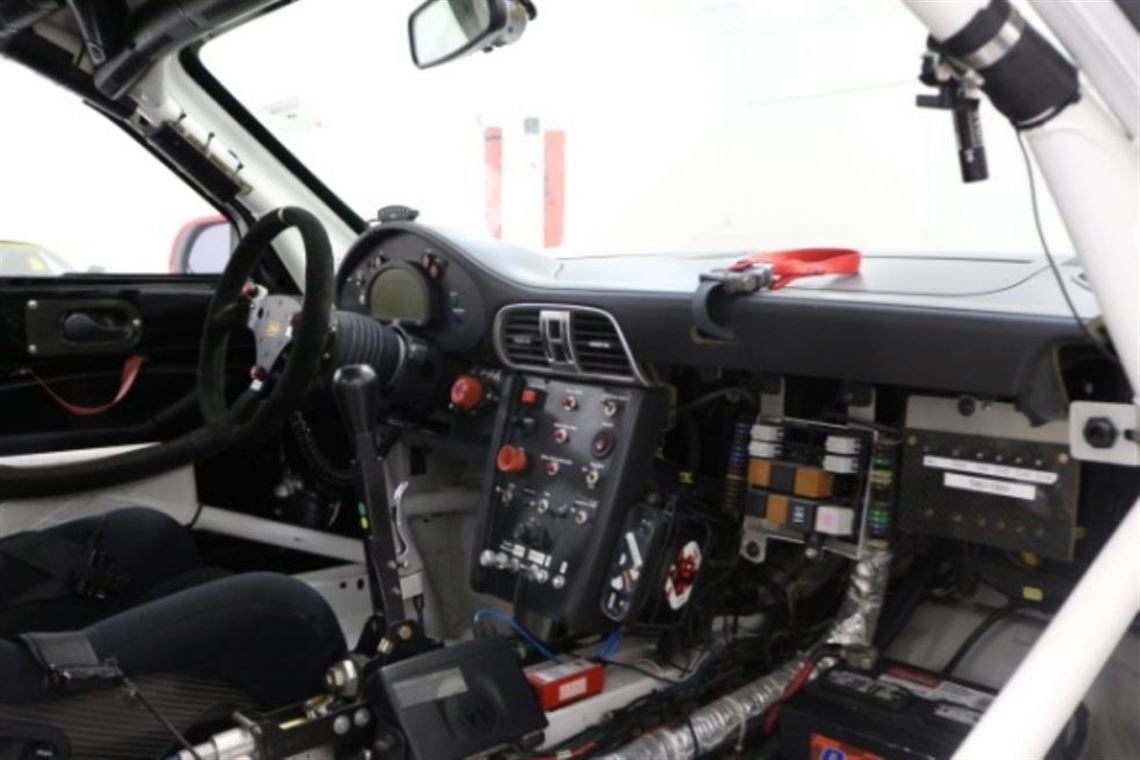 race-cars.com - This is a very capable car that is ready for the track ...