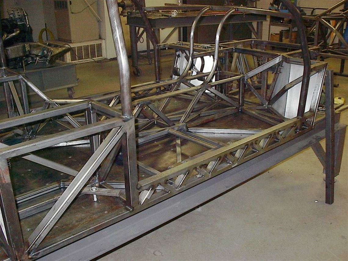 race-cars.com - Lightweight road race Chassis Designed by Racing Champs ...
