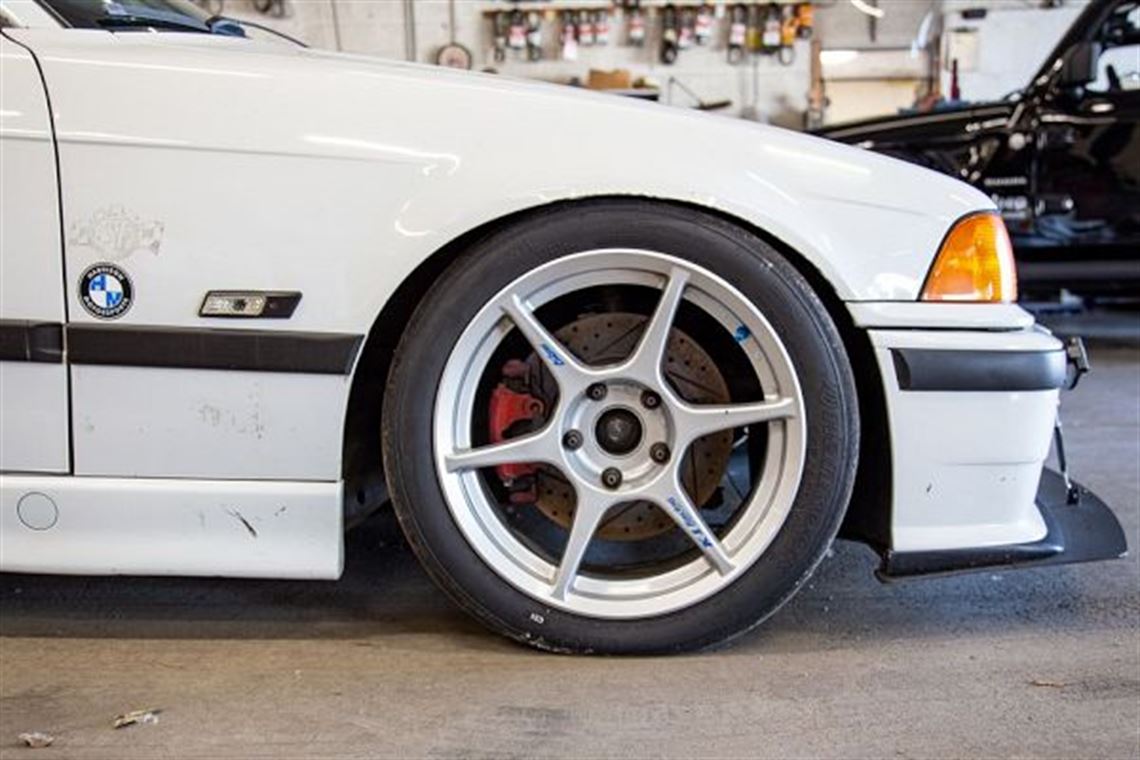 1995-bmw-m3---e36-track-day-car