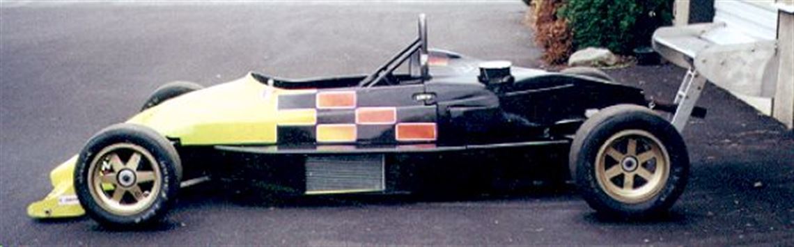 1988-chevron-b67-formula-continental