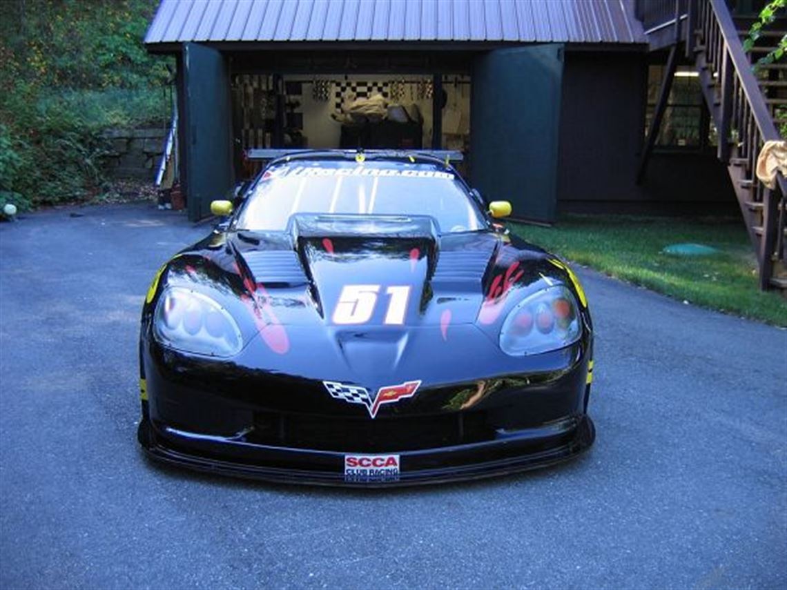 race-cars.com - 2006 Chevy Corvette C-6