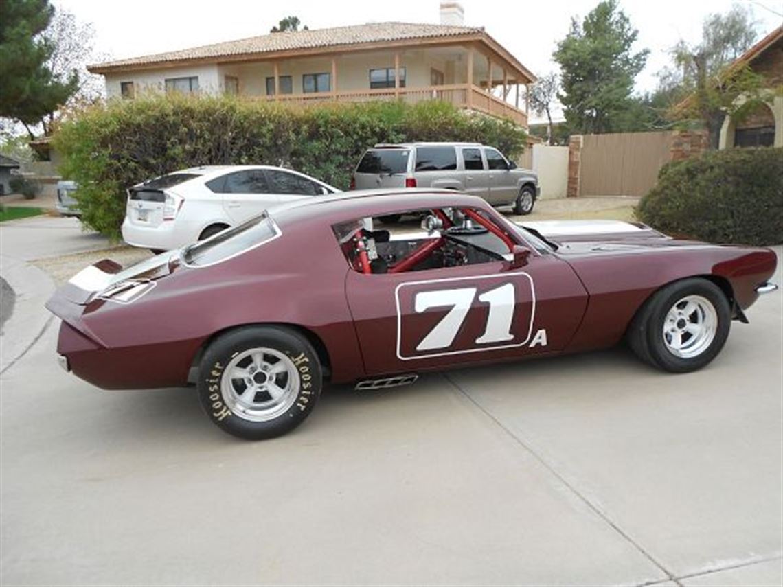 1971-chevy-camaro-asedan-svragroup-6-race-rea