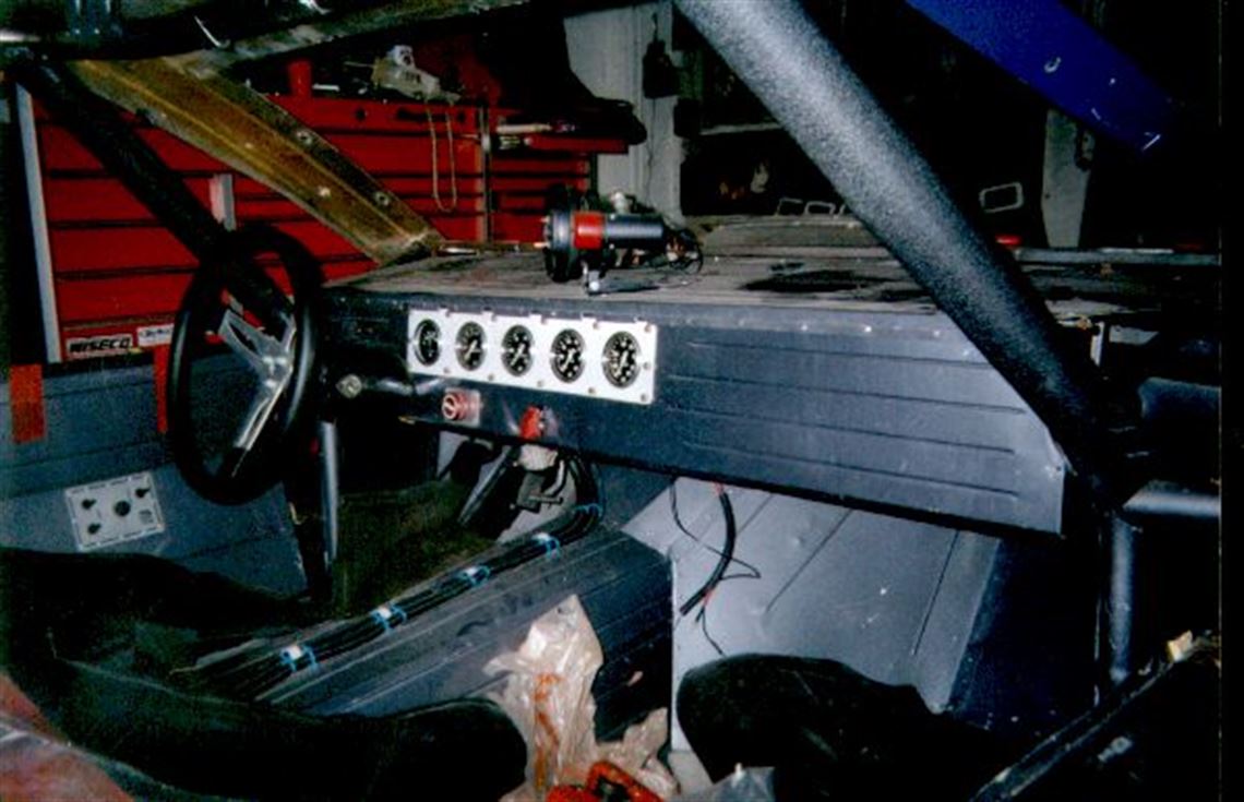1995-chevy-camaro-race-car-roller
