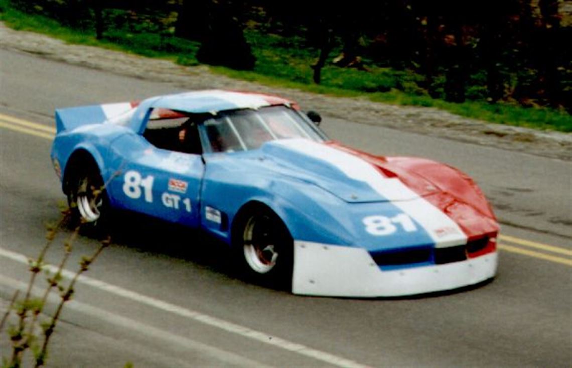 chevy-corvette-gt-1-race-car