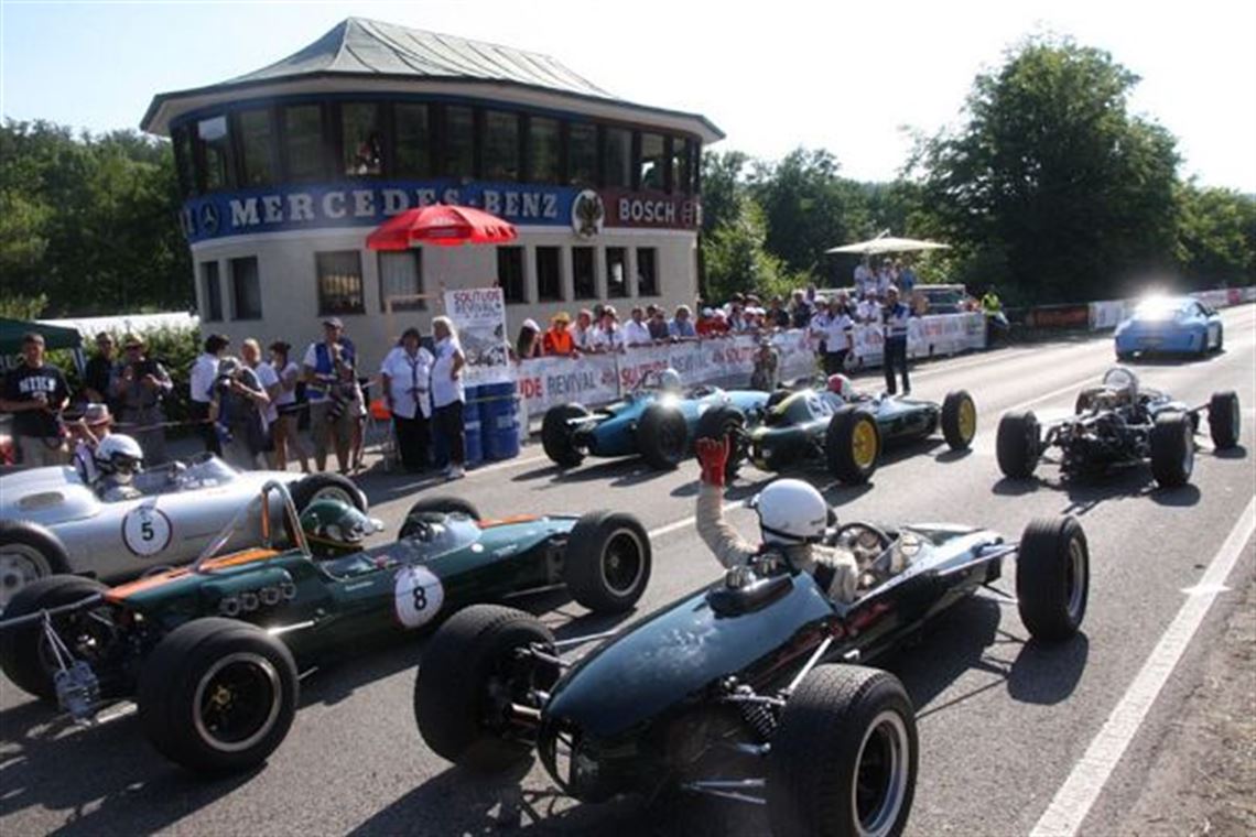 1965-cooper-t-75
