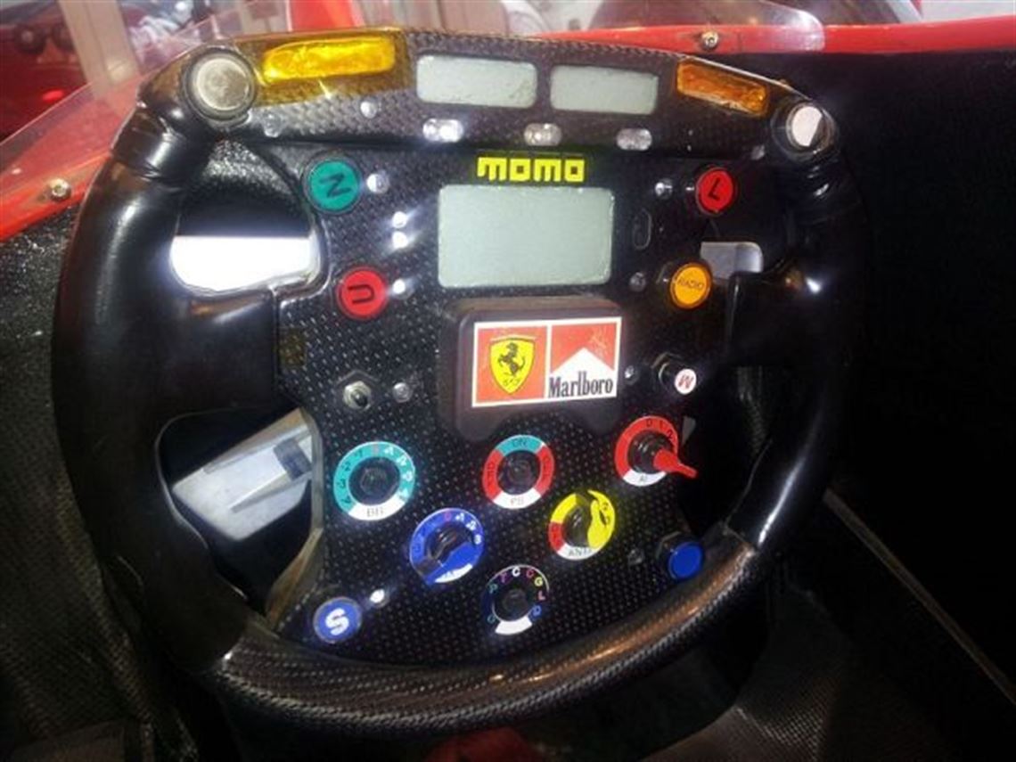 1999-ferrari-formula-1-original-showcar-rolle