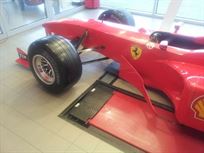 1999-ferrari-formula-1-original-showcar-rolle