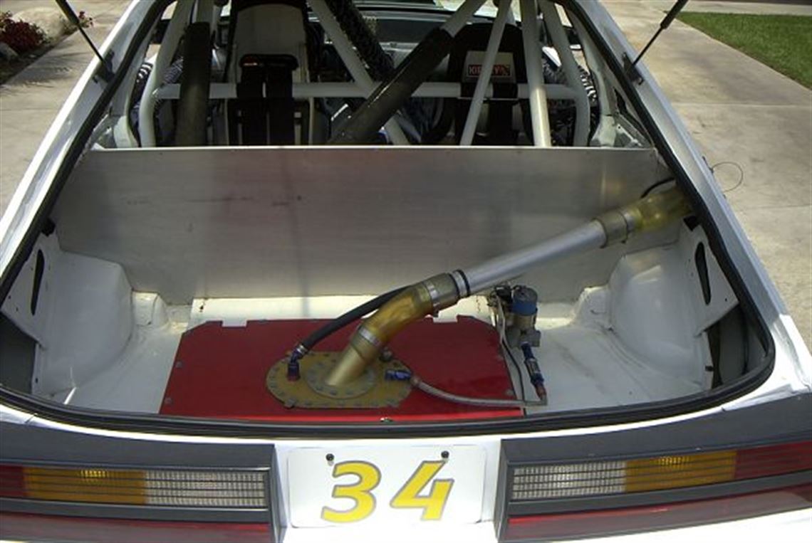 1987-ford-mustang-gt-race-car
