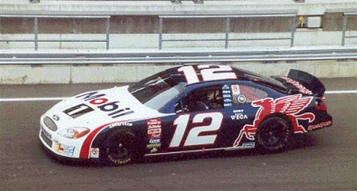race-cars.com - 1996 Ford Taurus NASCAR