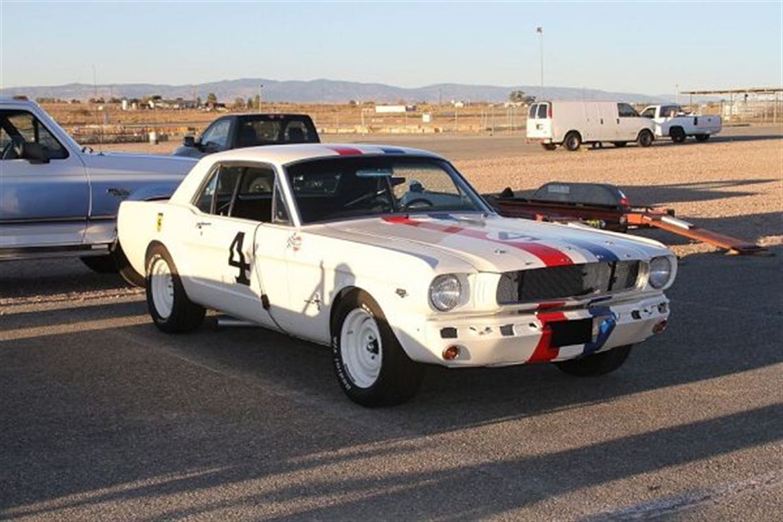 1965-ford-mustang-vintage-a-sedan-road-race-c