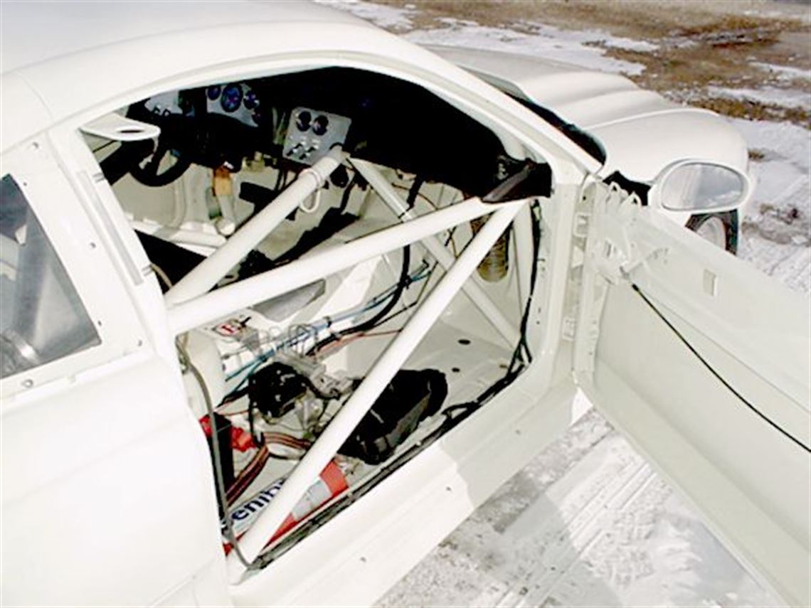 2000-world-challange-mustang-cobra