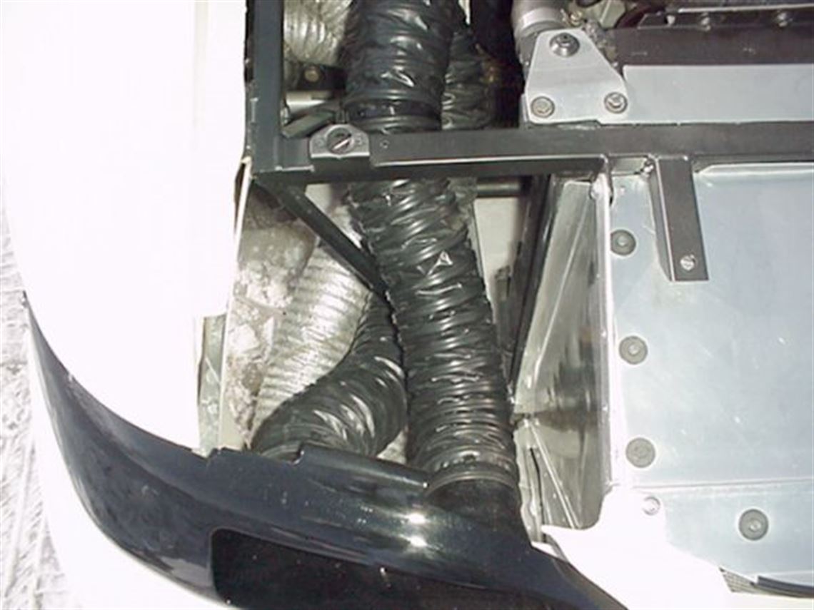 2000-world-challange-mustang-cobra