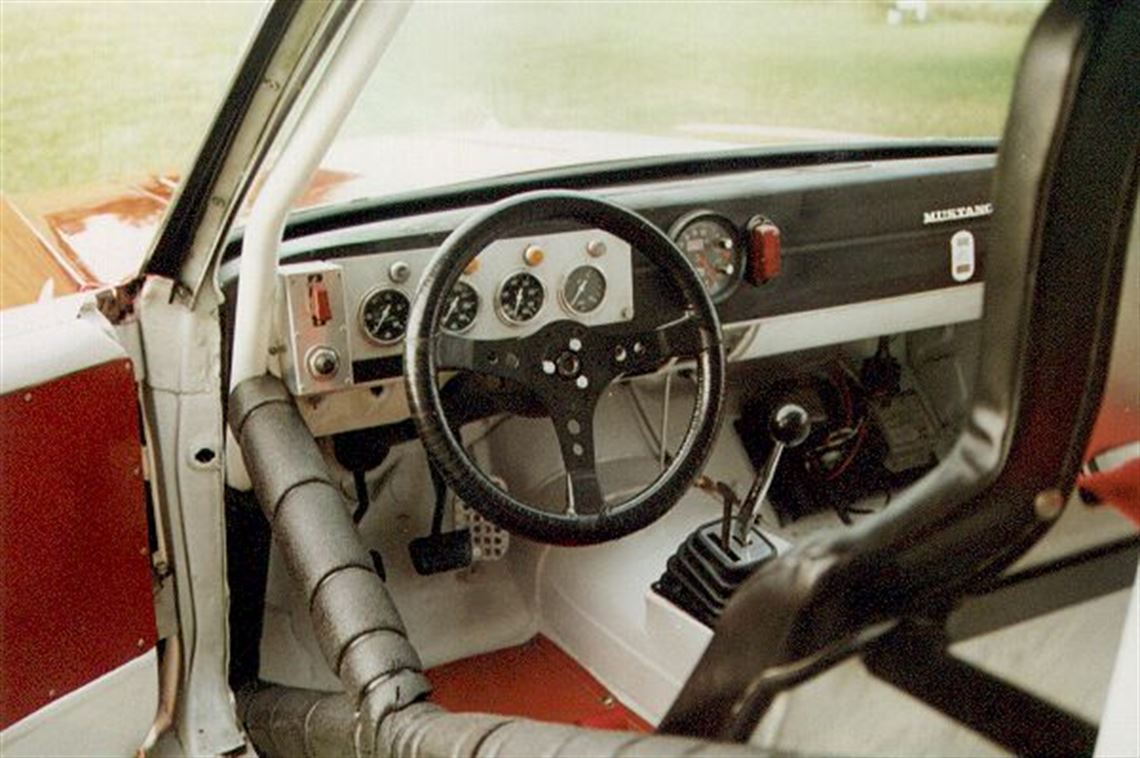 1966-ford-mustang-racecar