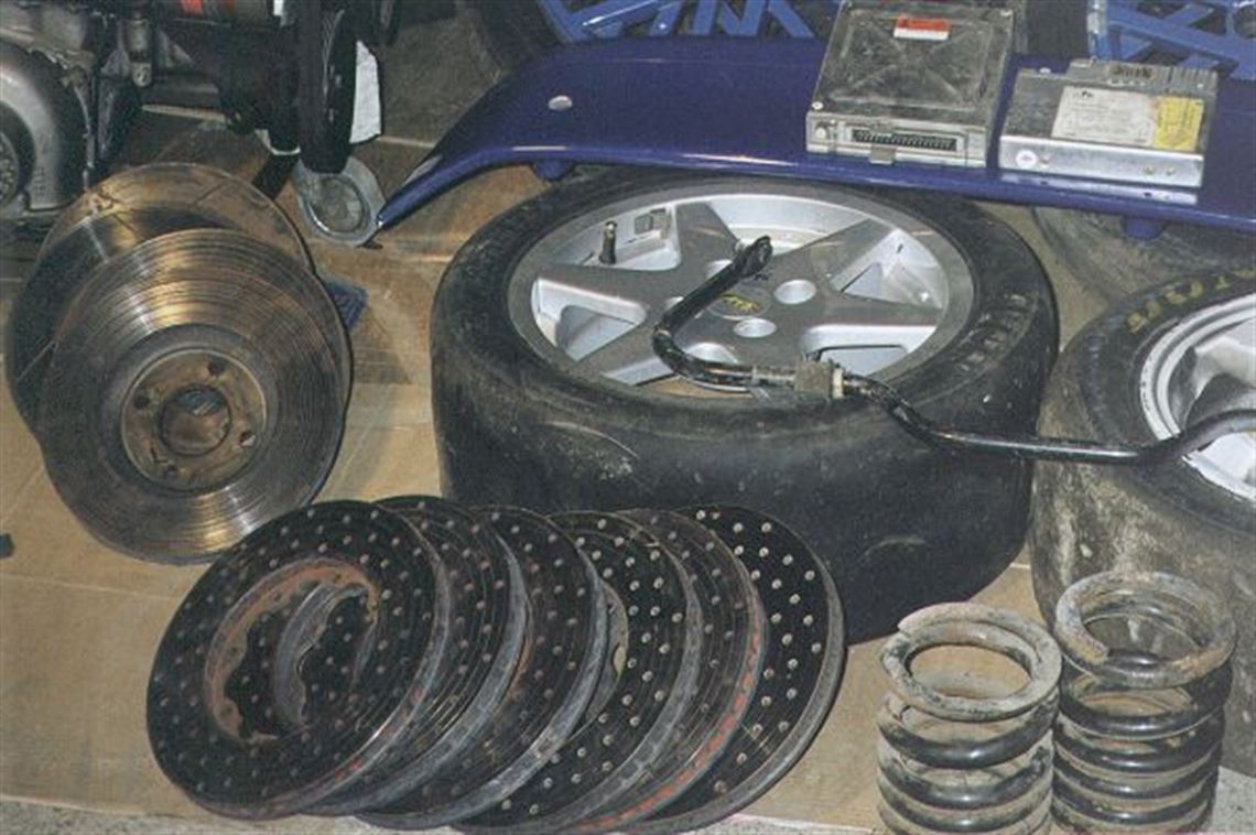 1991-ford-sierra-cosworth-4x4-dtt