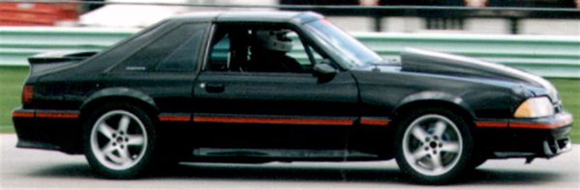 1987-ford-mustang-gt-race-car