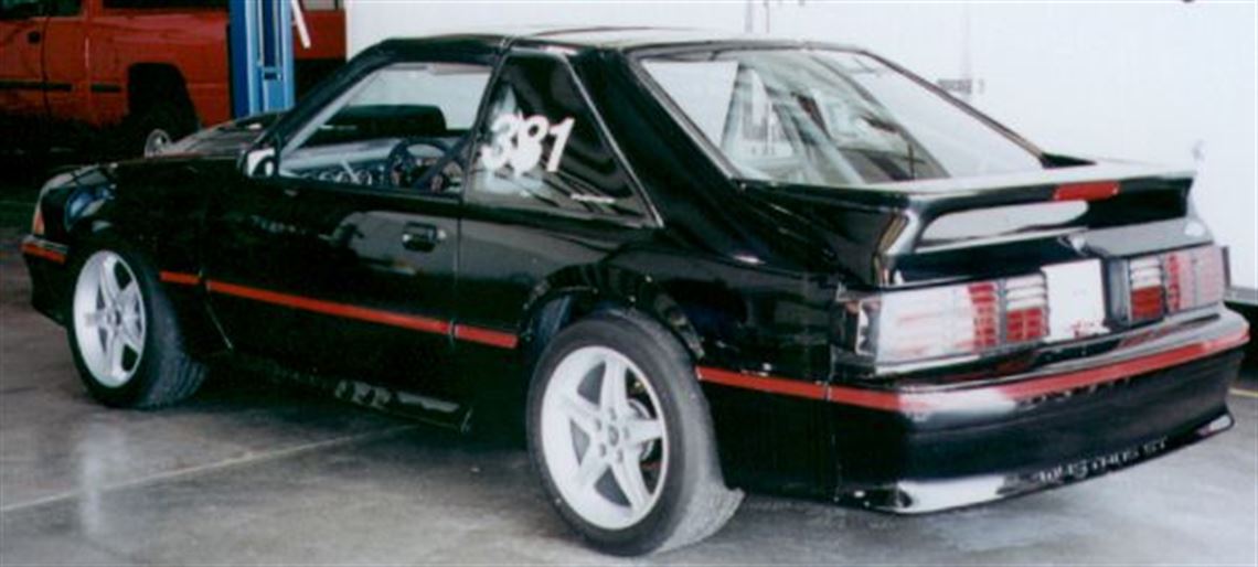 1987-ford-mustang-gt-race-car