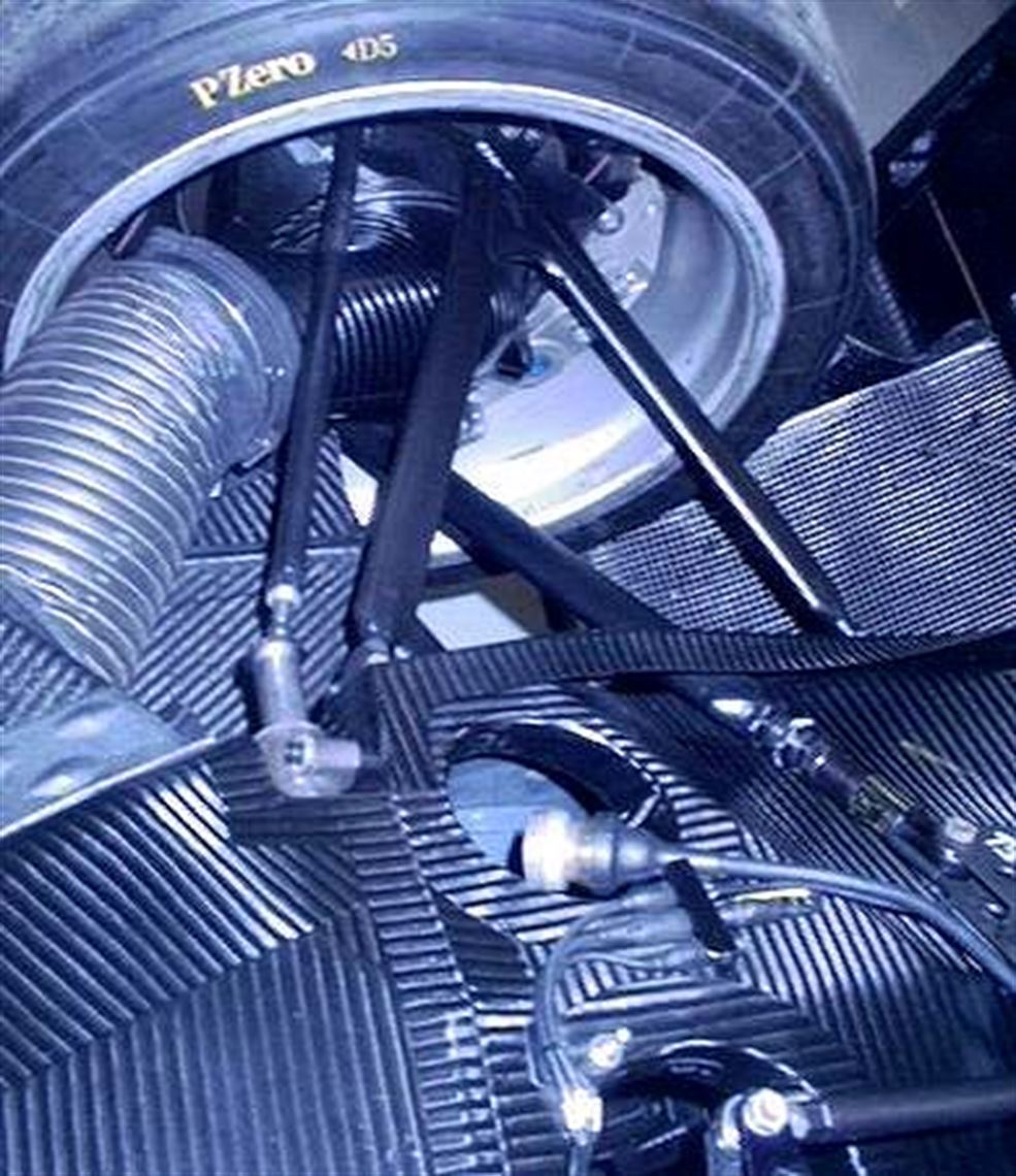 race-cars.com - 2002 Lola B98/10 LeMans Prototype