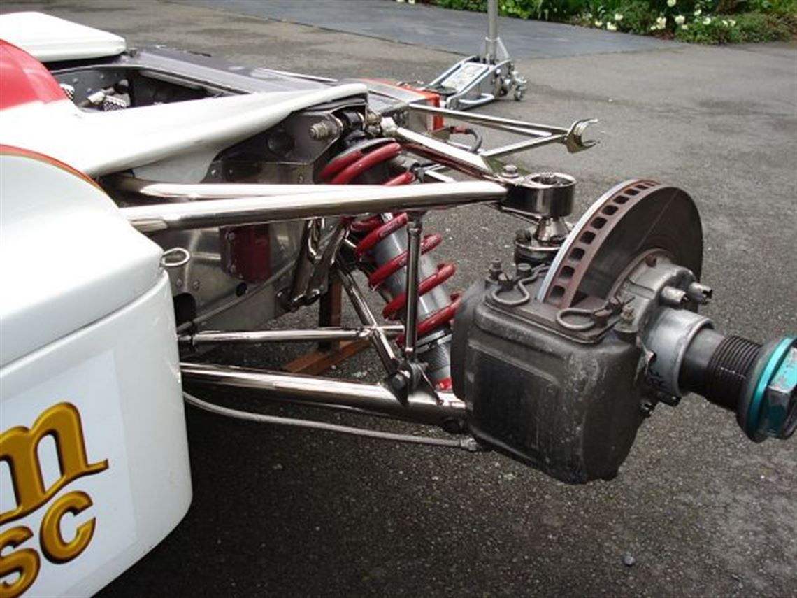 1976-lola-t332c