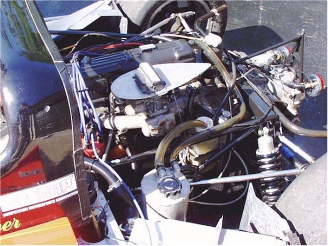 1982-lola-592s-sports-2000