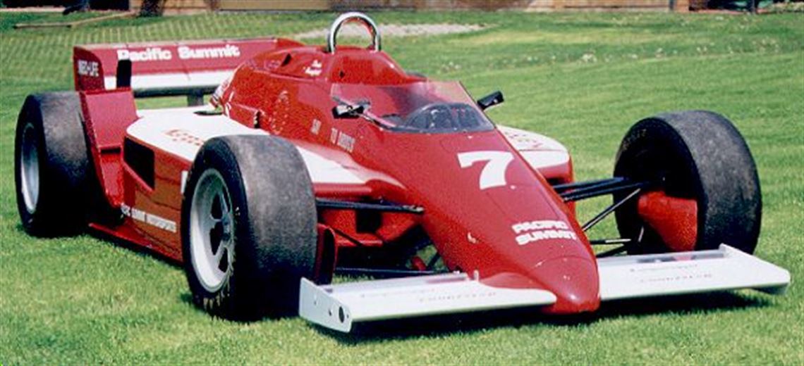 1985-lola-t900-indy-car-roller
