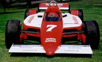 1985-lola-t900-indy-car-roller