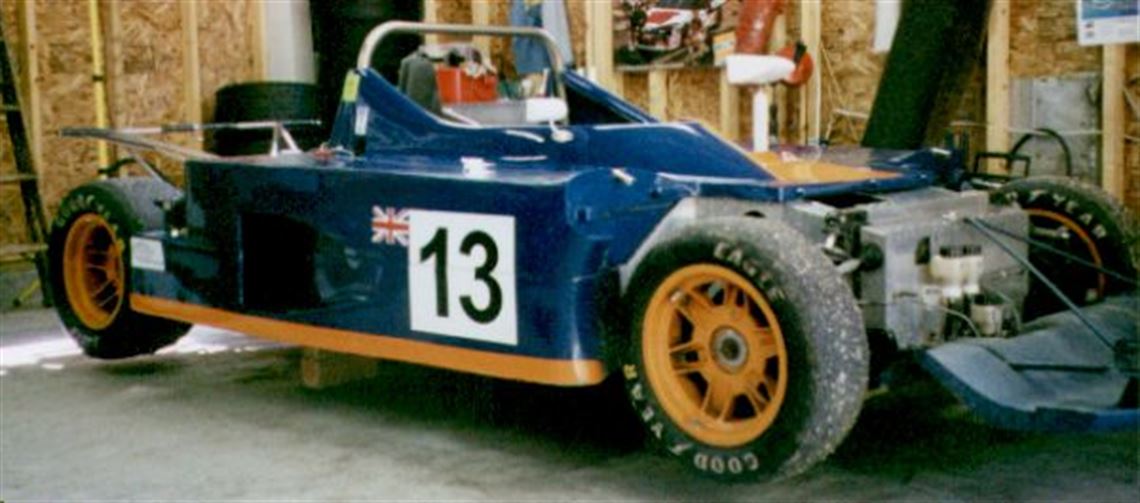 lola-t598-sports-2000-sports-racer