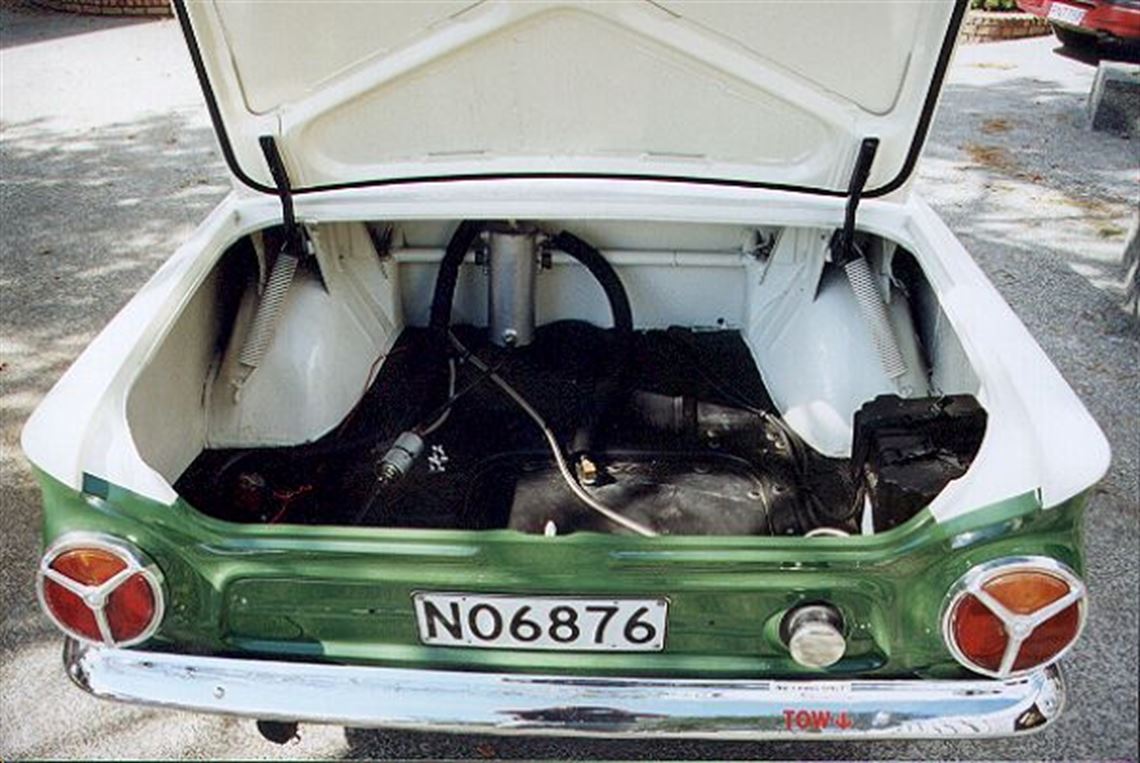 1965-lotus-cortina-race-car