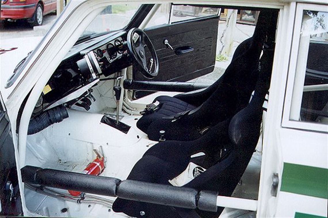 1965-lotus-cortina-race-car