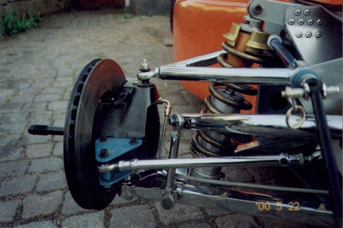 1977-march-772-f2-hart-420-r