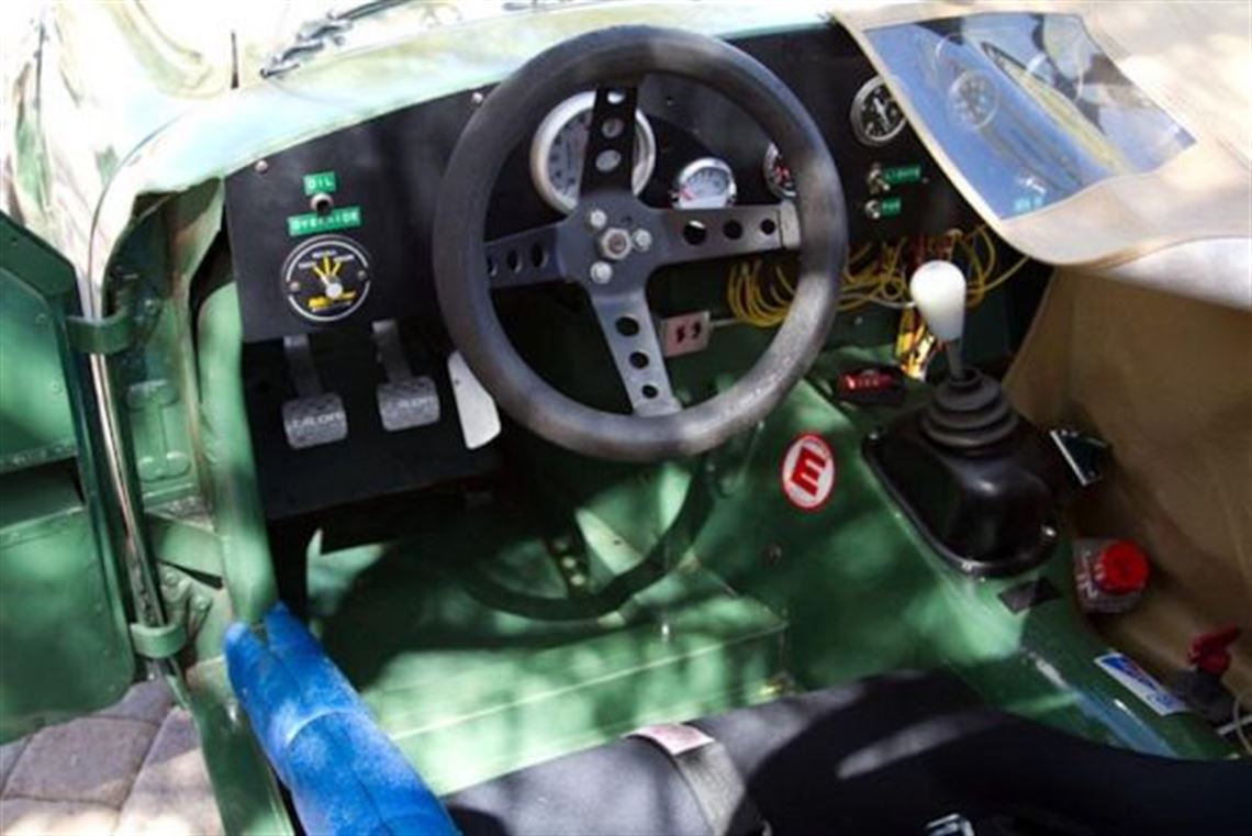 1967-mg-midget-vintage-race-car