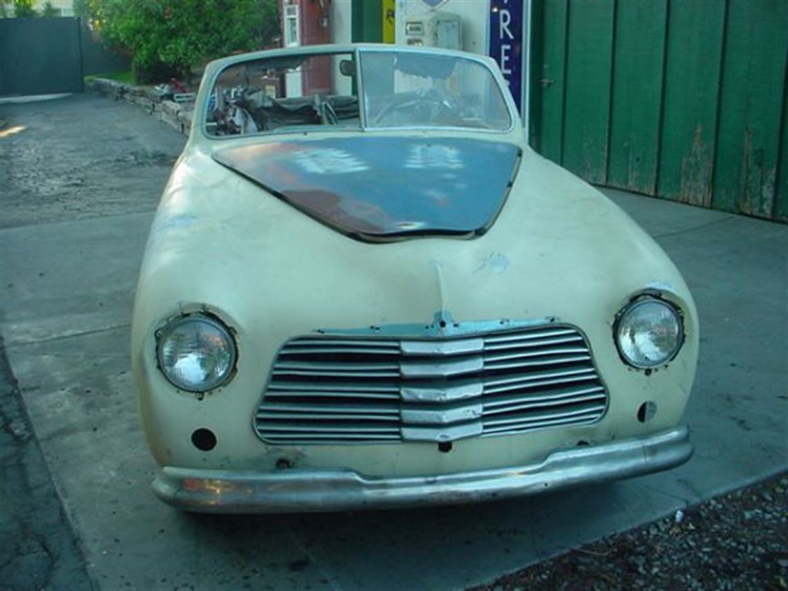 race-cars.com - 1952 Simca 8 Sport convertible