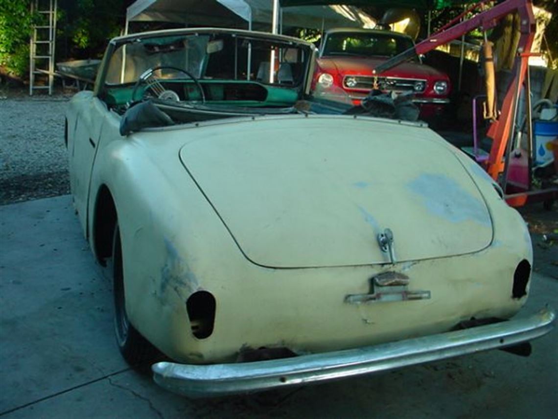 race-cars.com - 1952 Simca 8 Sport convertible