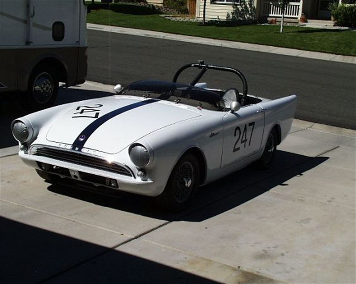 race-cars.com - 1960 Rootes, Sunbeam Alpine