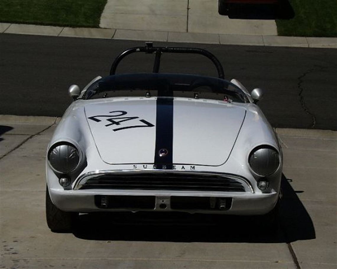 race-cars.com - 1960 Rootes, Sunbeam Alpine
