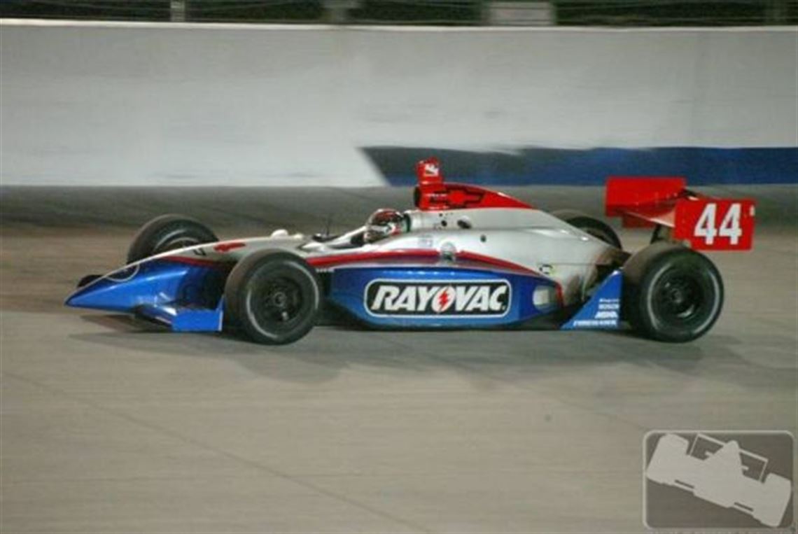 2002-dallara-ir2-running-race-car