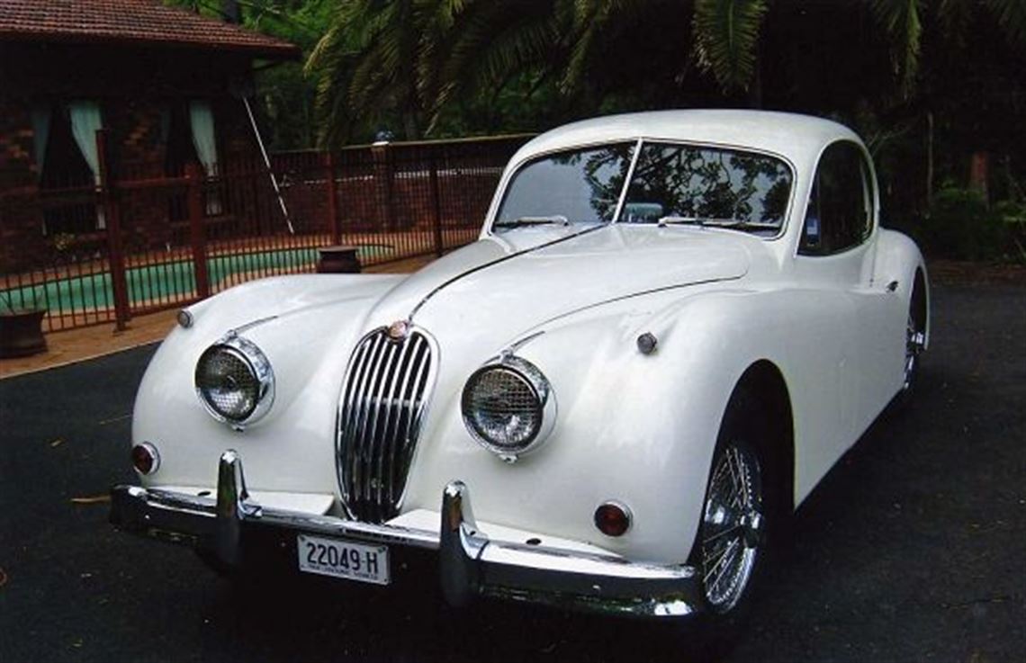 1956-jaguar-xk140-fixed-head-coupe-concours-r