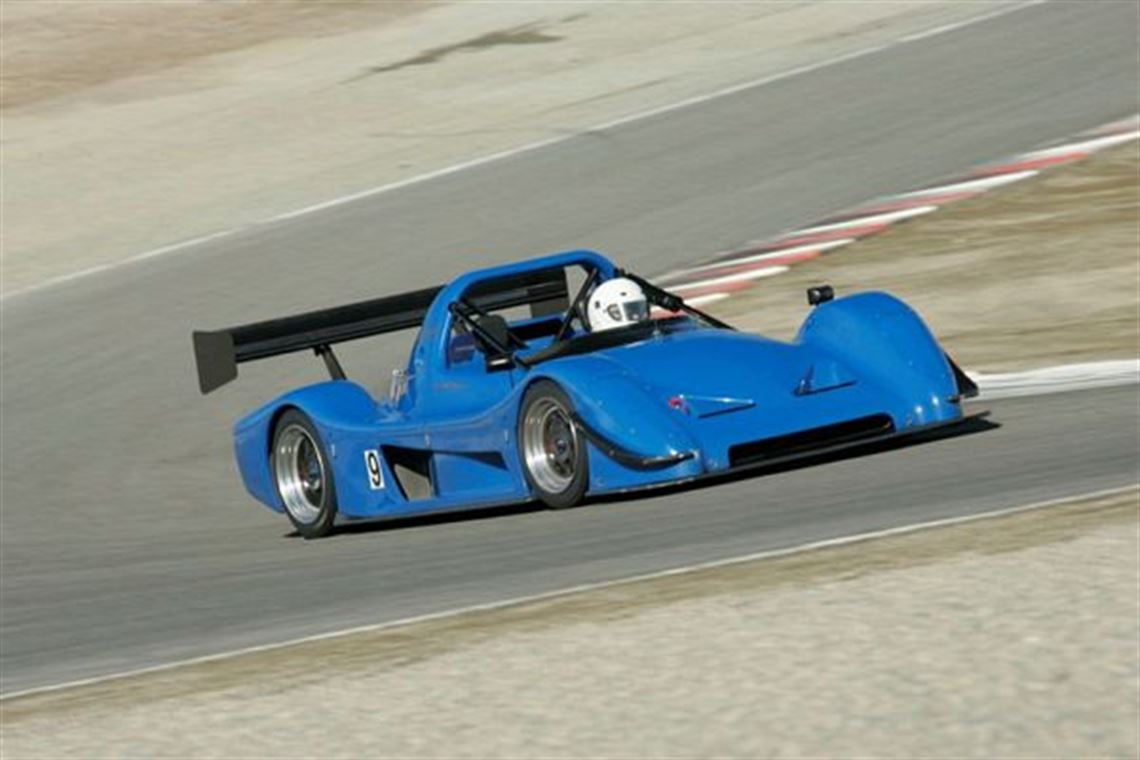 race-cars.com - 2005 Radical SR8