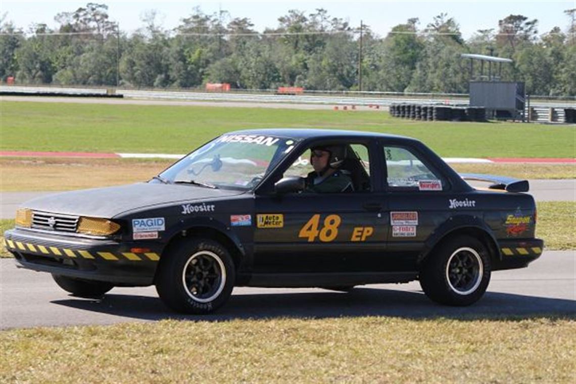 1990-nissan-sentra-sold-ready-to-race