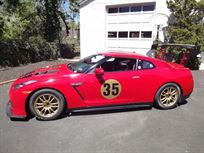 2009-nissan-gt-r-premium-edition