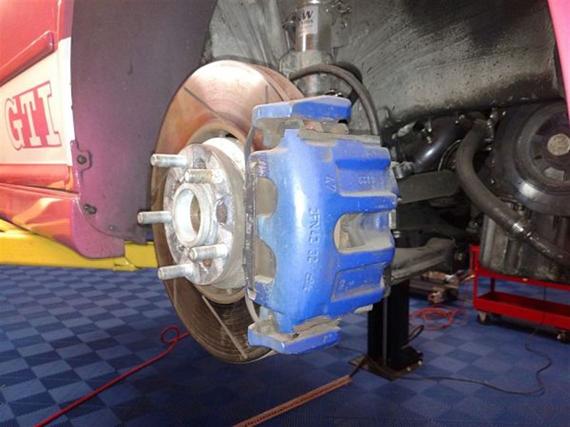 race-cars.com - 2000 VW R28 COUPE