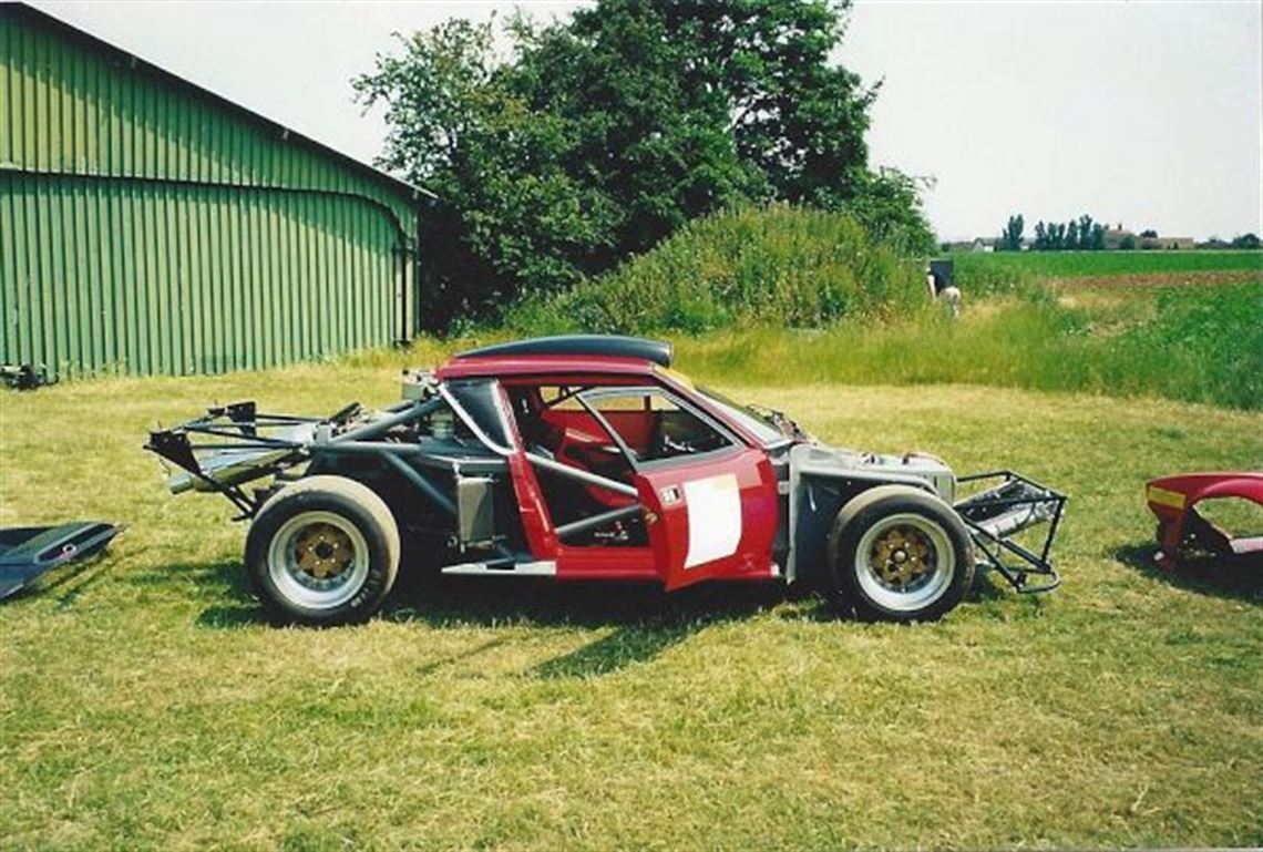 1984-detomaso-pantera-chassis