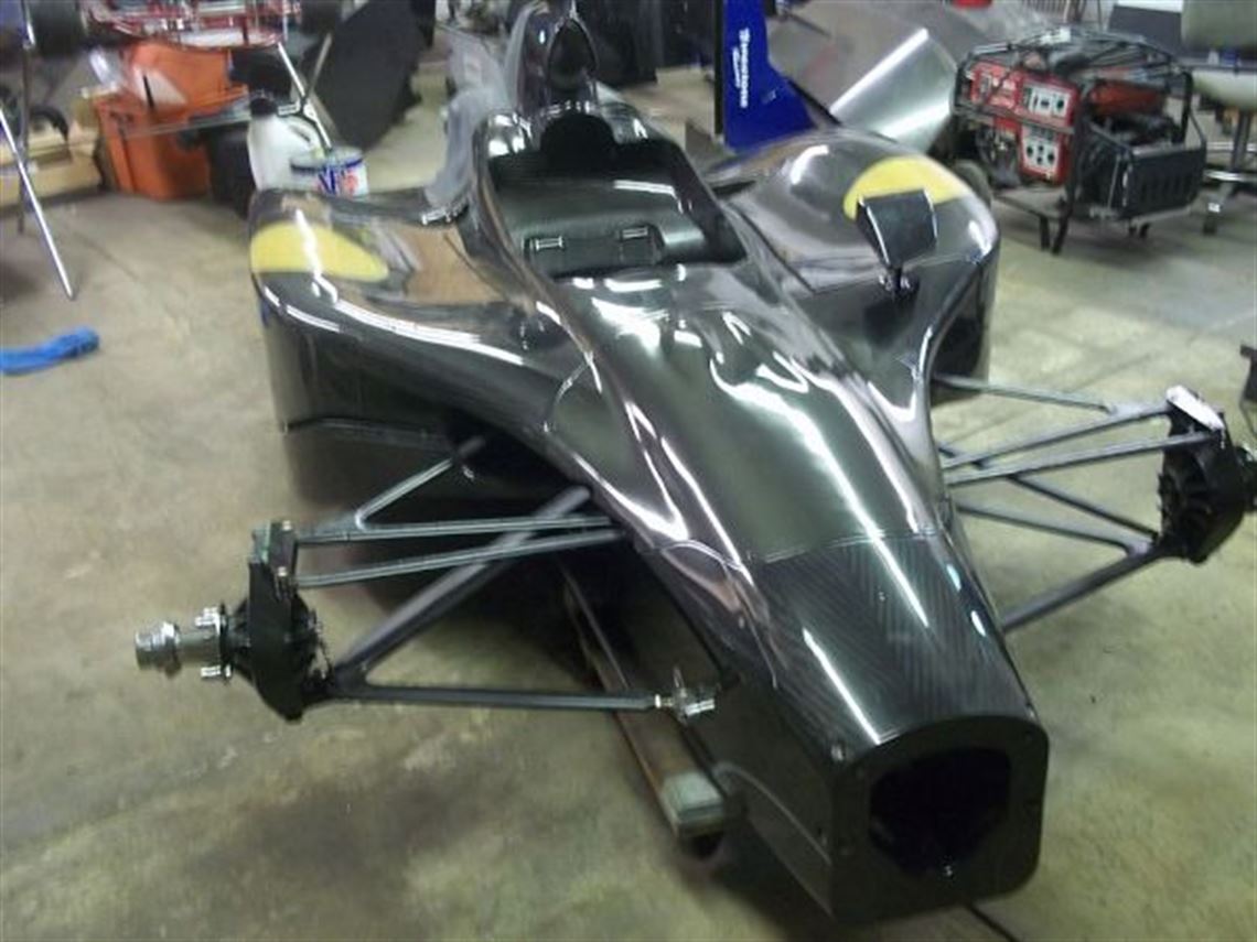 2005-panoz-g-force-gf-09