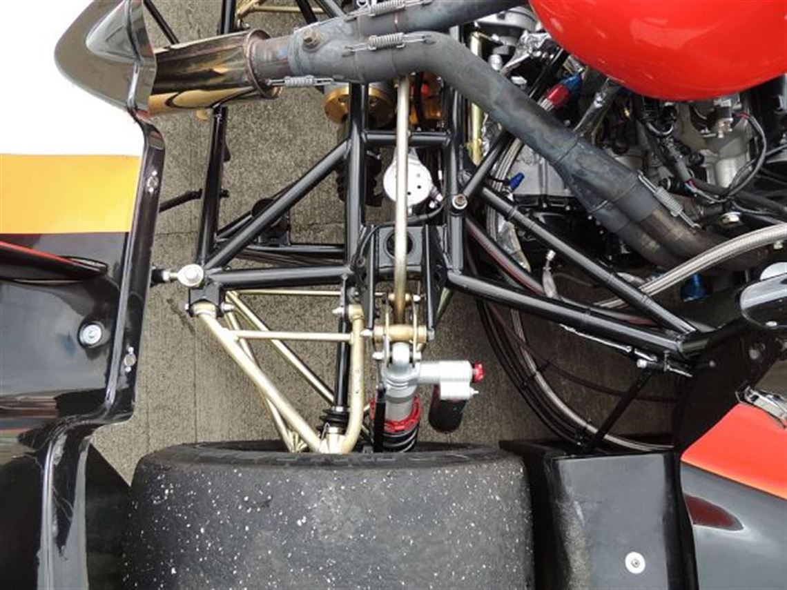 2016-radical-sr3-rsx