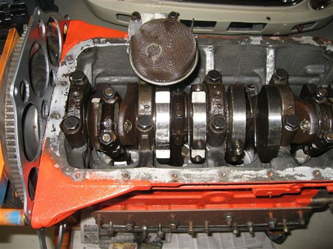 1967-datsun-2000-roadster
