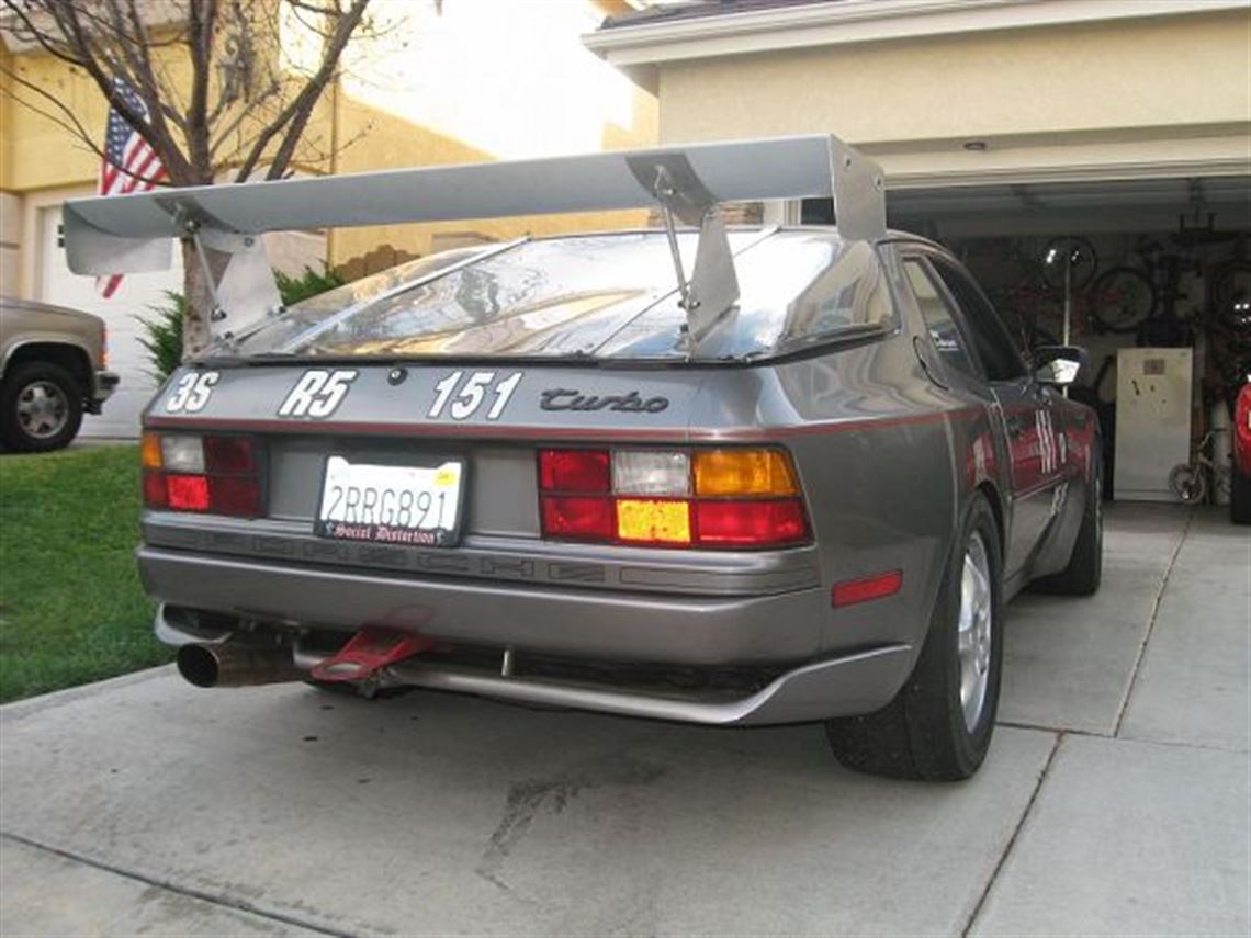 1989-porsche-944-turbo