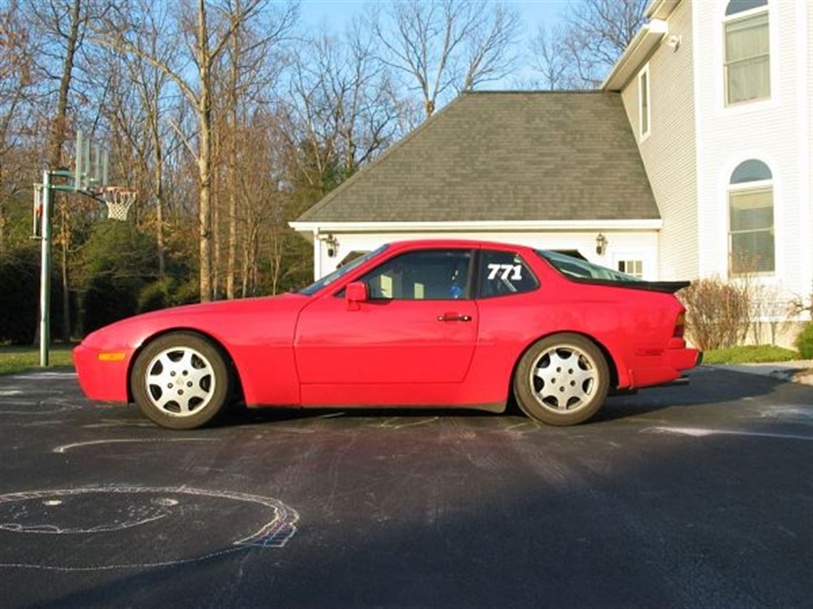 1989-porsche-944-turbo