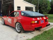 1987-porsche-944-turbo-ready-to-race