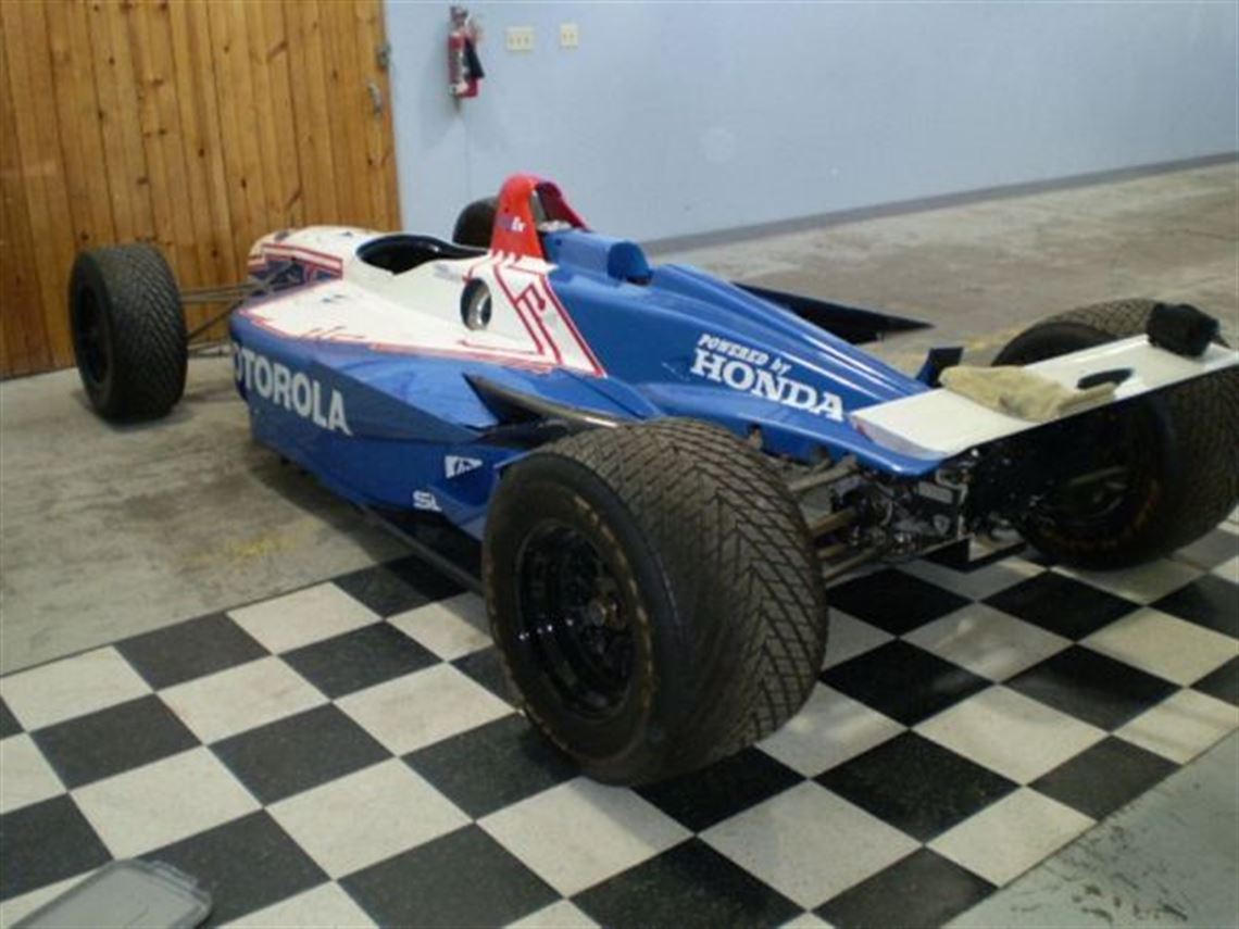 2001-reynard-01i-andretti-motorola-roller-wit