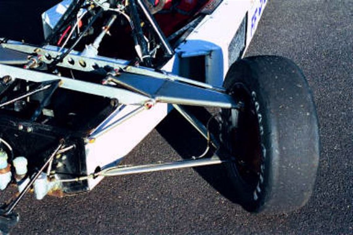 1983-reynard-83ff-formula-ford